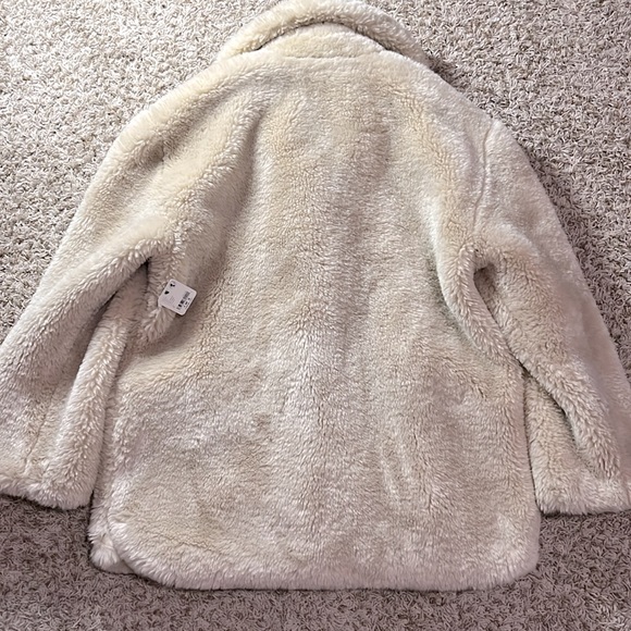 Free People Pretty Perfect Faux Fur Peacoat, Color Tea / Off-White Sz Large NWT - Picture 9 of 9